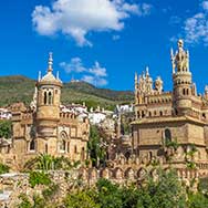 Castillo de Colomares, sprookjeskasteel aan de Costa del Sol